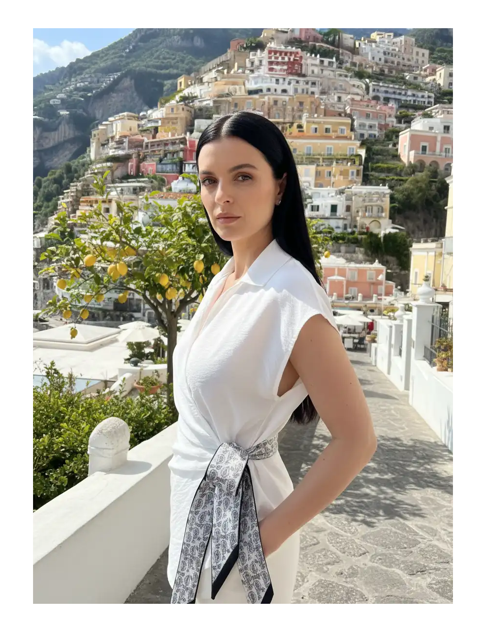 Bluzka Amalfi z wiązaną apaszką