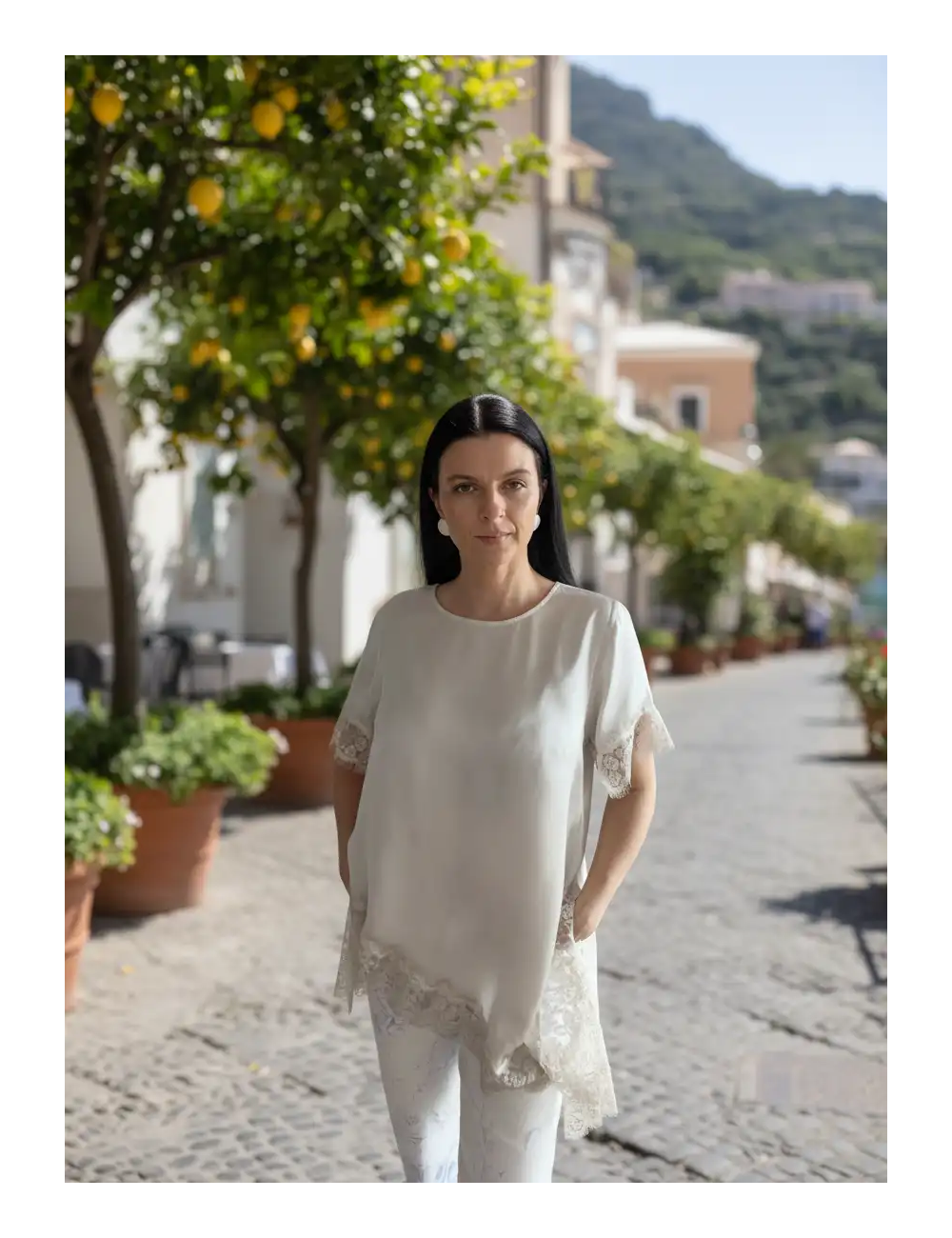 Asymetryczna bluzka z koronką Bellagio Lace