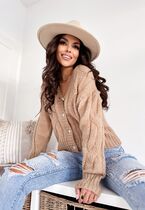 Sweter kardigan z biżuteryjnymi guzikami CINDY CAMEL PREMIUM